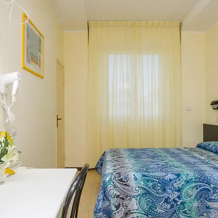 Hotel Cristina Hospitality Centrale (Adults Only) Riccione Exterior photo